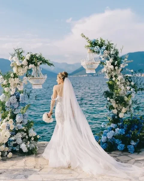 CAROLINE